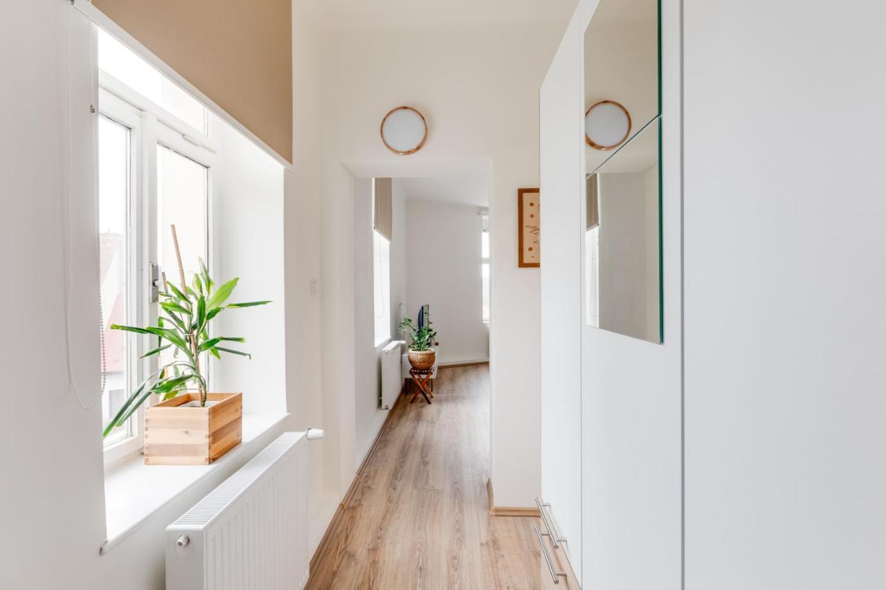 Modern, Bright And Spacious Apartment Prag Eksteriør billede